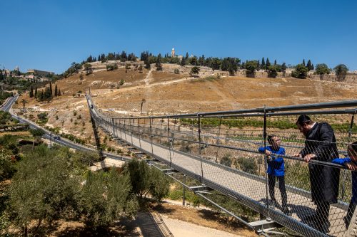 Jerusalem: Hängebrücke über dem Hinnom-Tal
