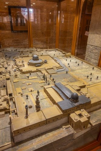 Jerusalem: Paulushaus - Model des Tempelberges von Conrad Schick