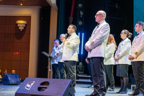 MSC Opera: Kapitän Giovanni Guarracino und seine Offiziere