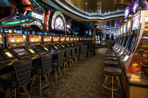 Jewel of the Seas: Royal Casino