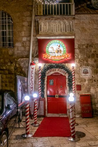 Jerusalem. Santa Claus Haus