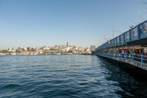 An der Galata-Brücke